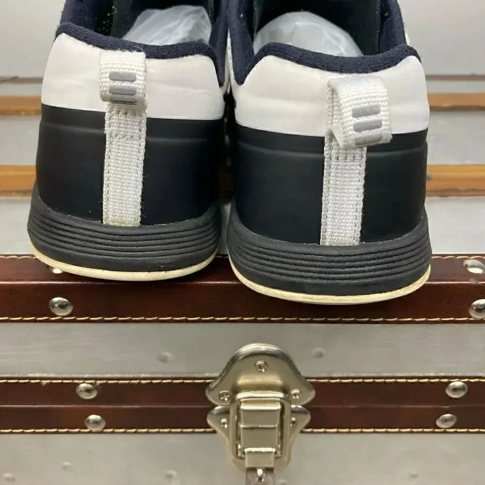 Nike flywire sneakers